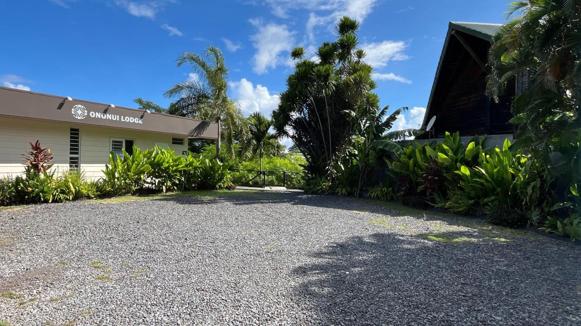 Ononui Lodge Airport, Ocean-View, Private Bathroom And Balcony, Free Wifi And Parking, On-Site Car Rental Faaa Exteriér fotografie