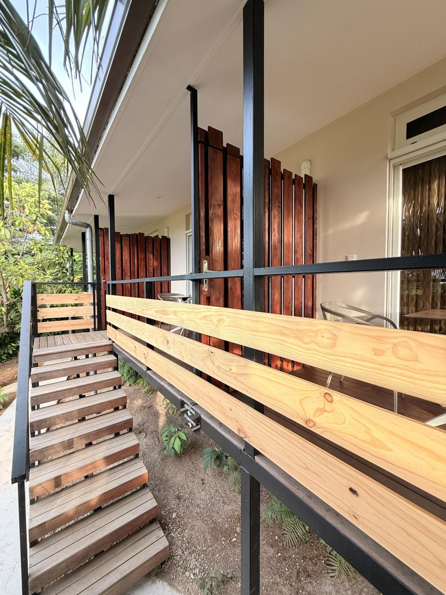 Ononui Lodge Airport, Ocean-View, Private Bathroom And Balcony, Free Wifi And Parking, On-Site Car Rental Faaa Exteriér fotografie