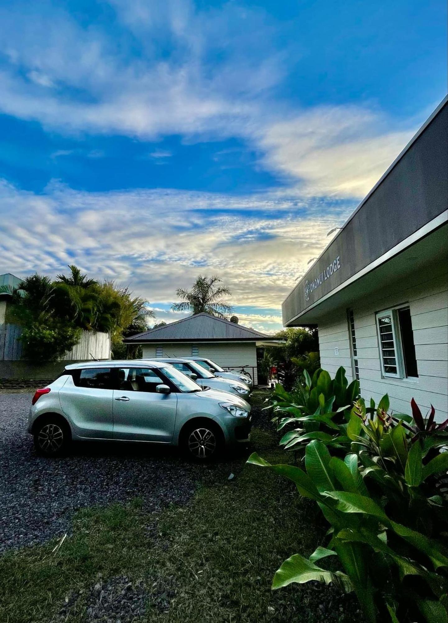 Ononui Lodge Airport, Ocean-View, Private Bathroom And Balcony, Free Wifi And Parking, On-Site Car Rental Faaa Exteriér fotografie