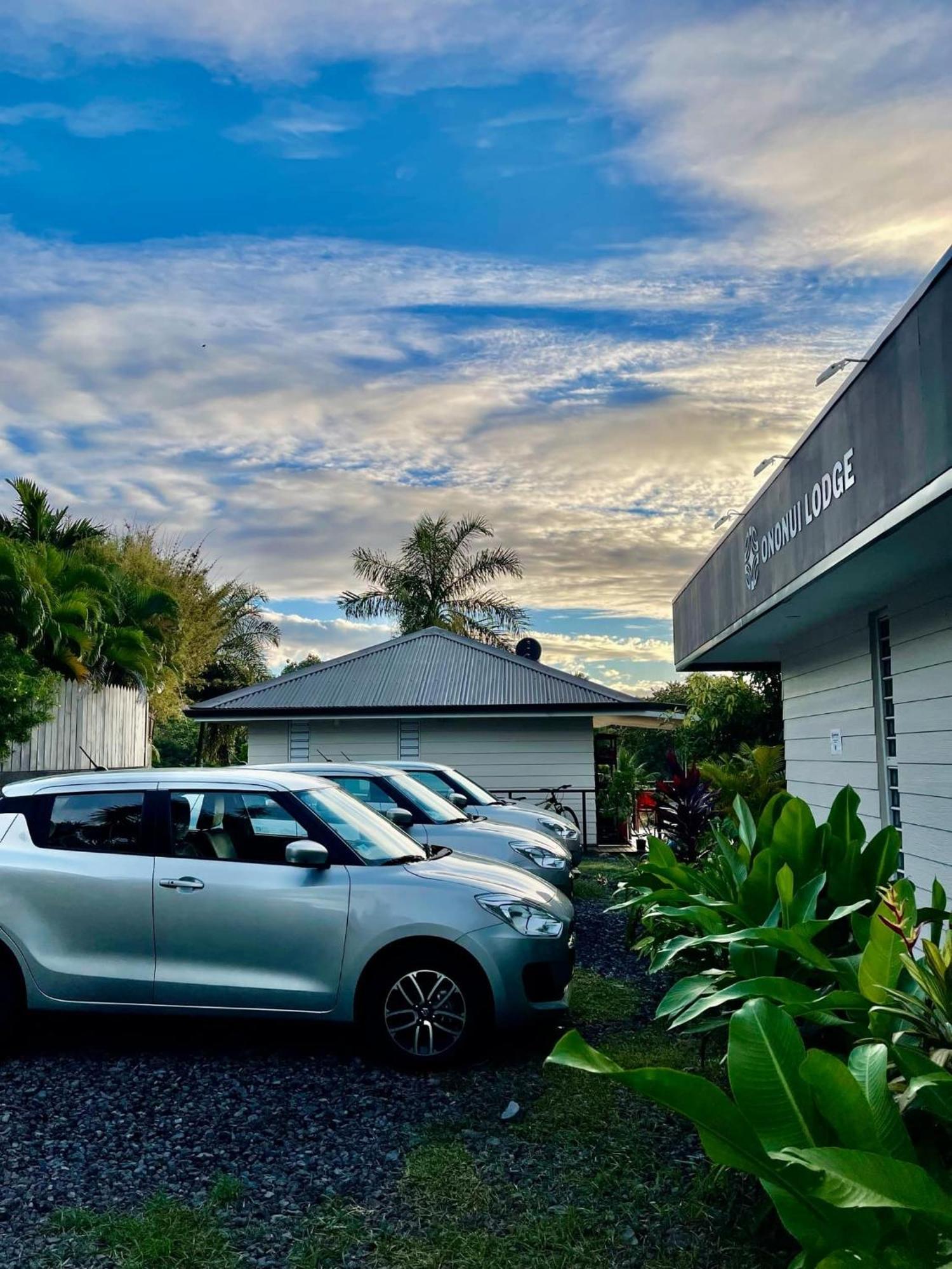 Ononui Lodge Airport, Ocean-View, Private Bathroom And Balcony, Free Wifi And Parking, On-Site Car Rental Faaa Exteriér fotografie