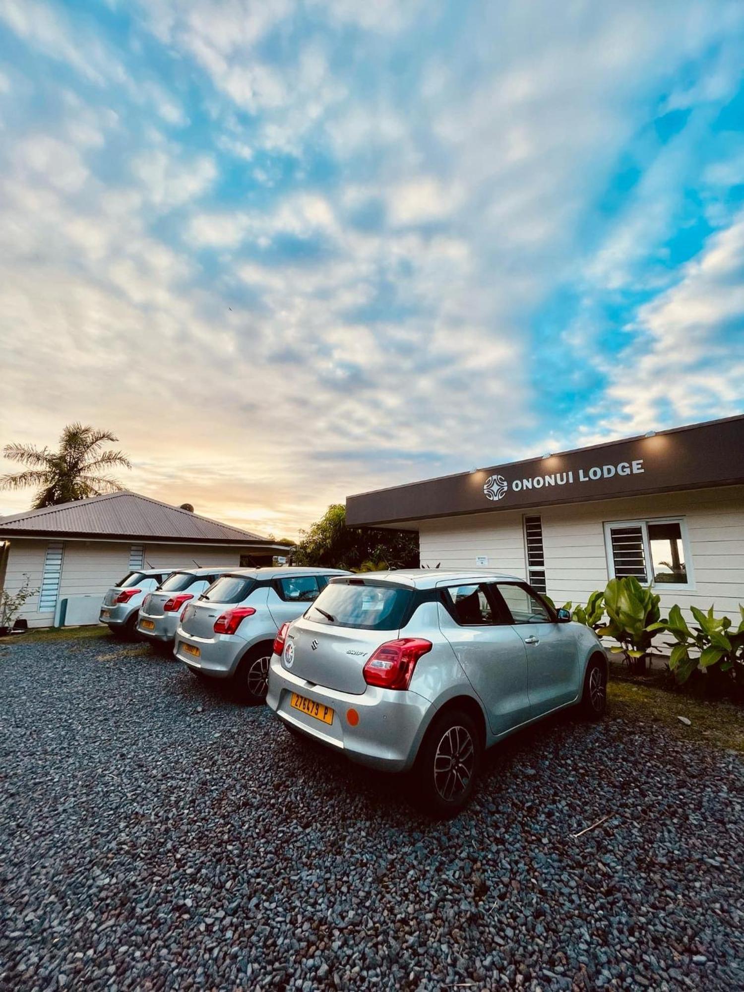 Ononui Lodge Airport, Ocean-View, Private Bathroom And Balcony, Free Wifi And Parking, On-Site Car Rental Faaa Exteriér fotografie