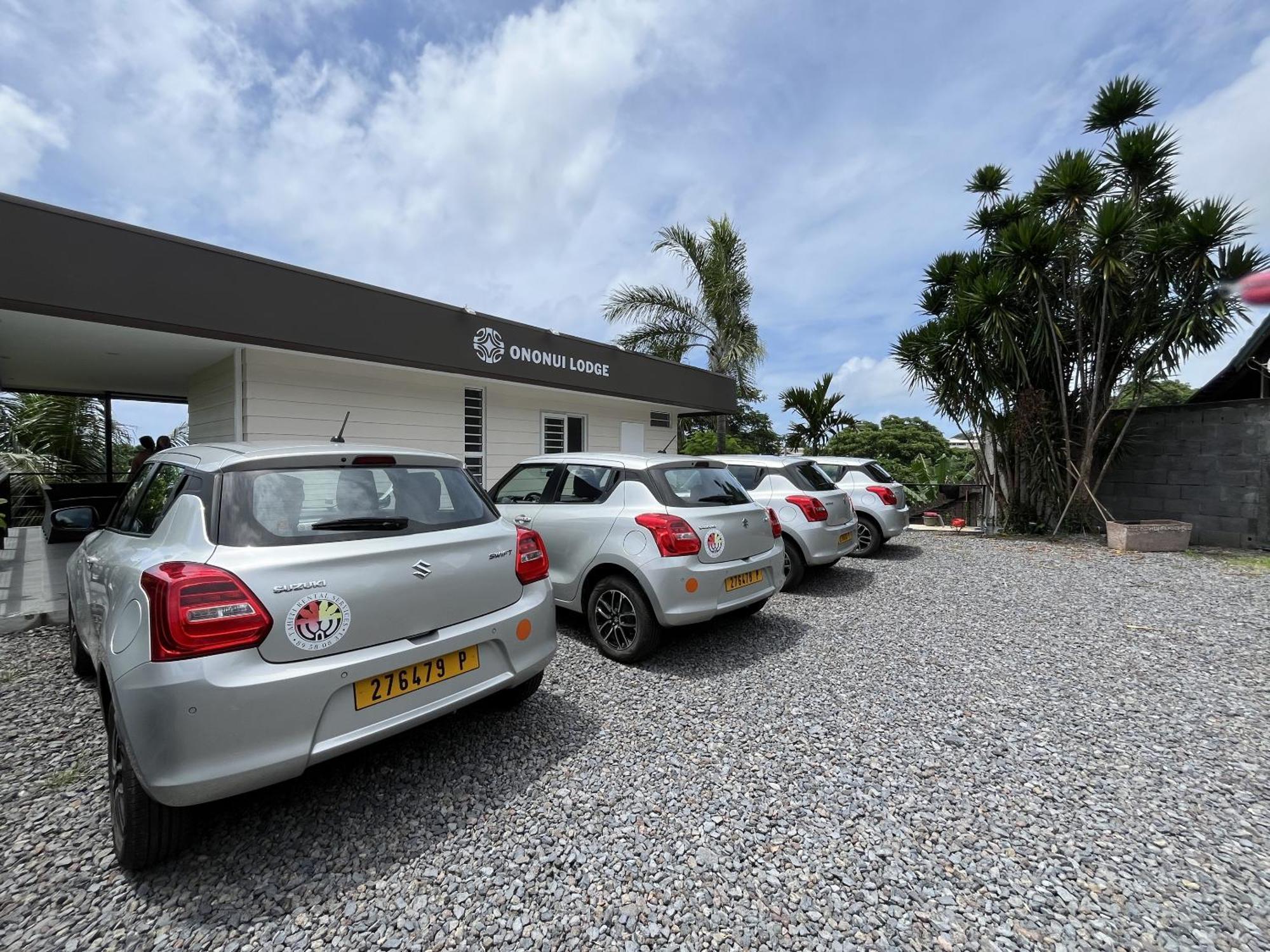 Ononui Lodge Airport, Ocean-View, Private Bathroom And Balcony, Free Wifi And Parking, On-Site Car Rental Faaa Exteriér fotografie